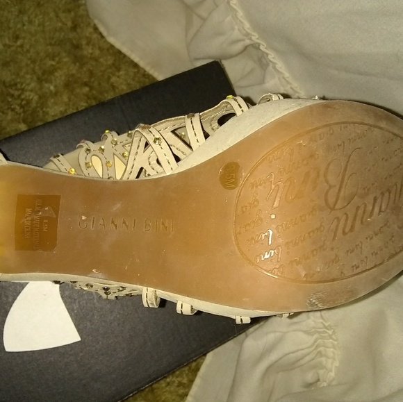 Gianni Bini heels - Picture 3 of 5